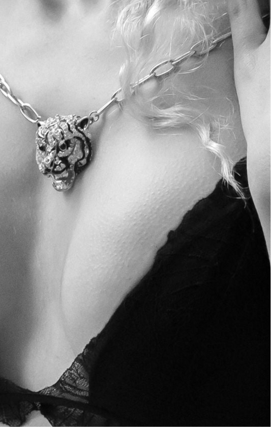 Collar Roar