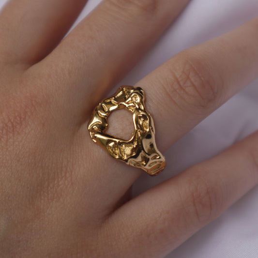 Anillo oro irregular 