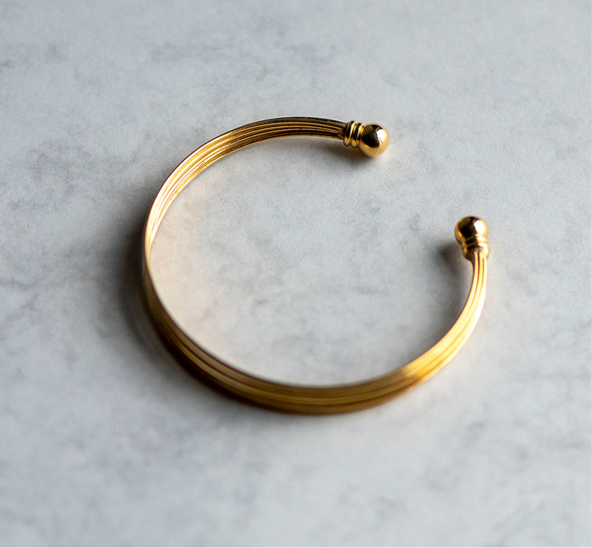 Brazalete dorado